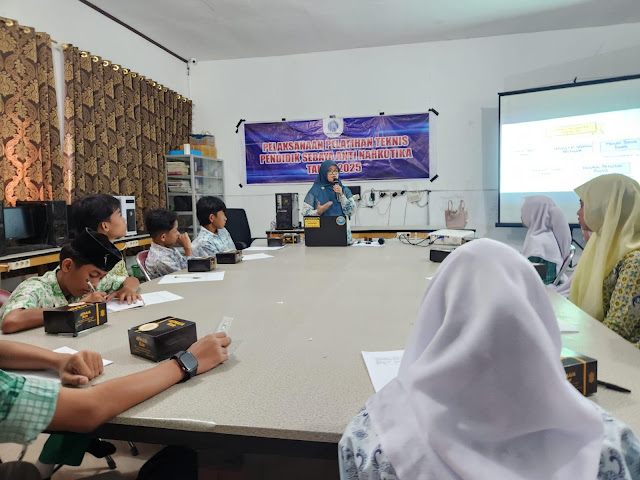 Bangun Kesadaran Diri, Sekretaris Prodi Psikologi Islam Jadi Narasumber Pelatihan Pendidik Sebaya Antinarkoba
