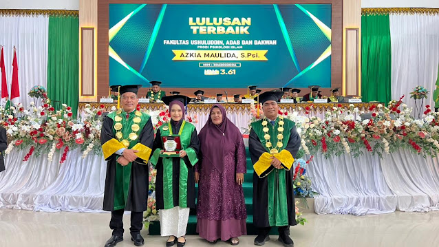Hari Ini, Alumni Pertama Program Psikologi Islam Diwisuda