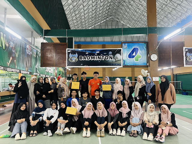 Imam dan Irfandi Juarai Friendly Match Badminton Psikologi Islam