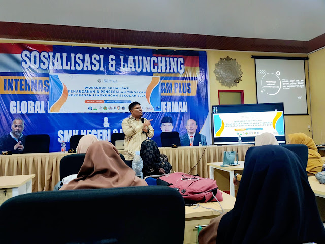 Jadi Narasumber Workshop, Dedy Surya Ingatkan 3 Dosa Besar Pendidikan