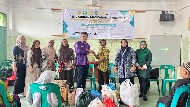 Prodi Psikologi Islam Serahkan Bantuan untuk Penghuni Panti Asuhan dalam Peringatan World Mental Health Day 2025