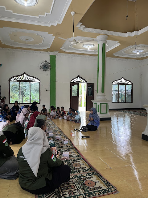 Sabrida M. Ilyas Edukasi Kesehatan Holistik di BAKOMAS IAIN Langsa