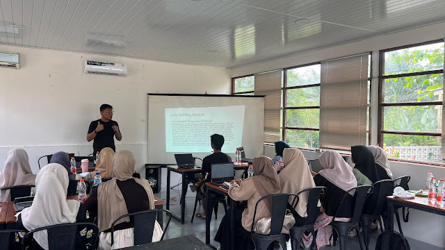 Siapkan Skripsi Berkualitas, Mahasiswa Psikologi Islam Ikuti Workshop Metode Riset Kuantitatif